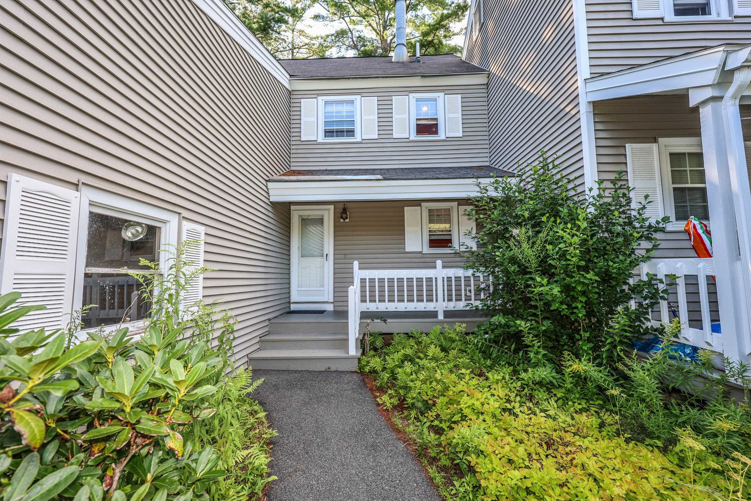 53 Winding Pond Road Londonderry, NH 03053 - Photo 3 of 58