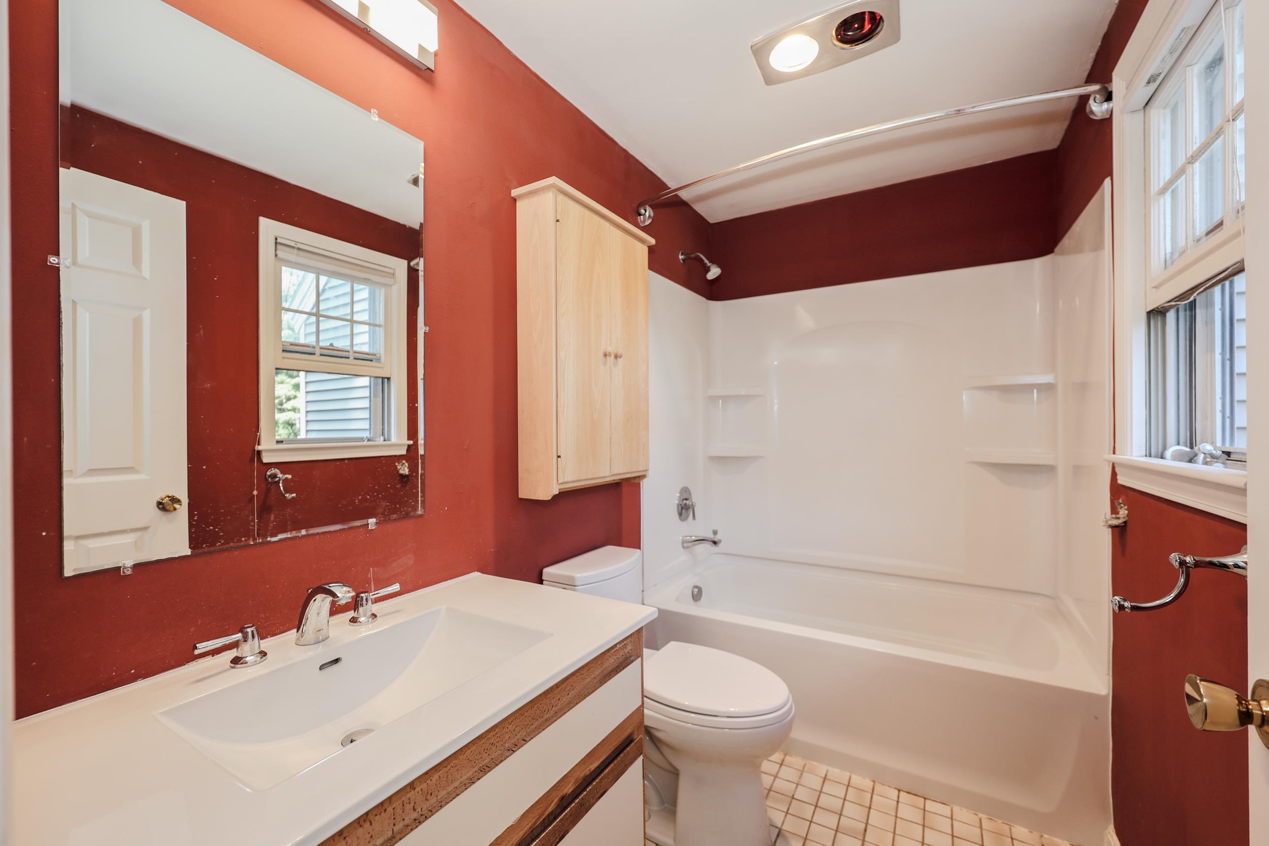 53 Winding Pond Road Londonderry, NH 03053 - Photo 33 of 58