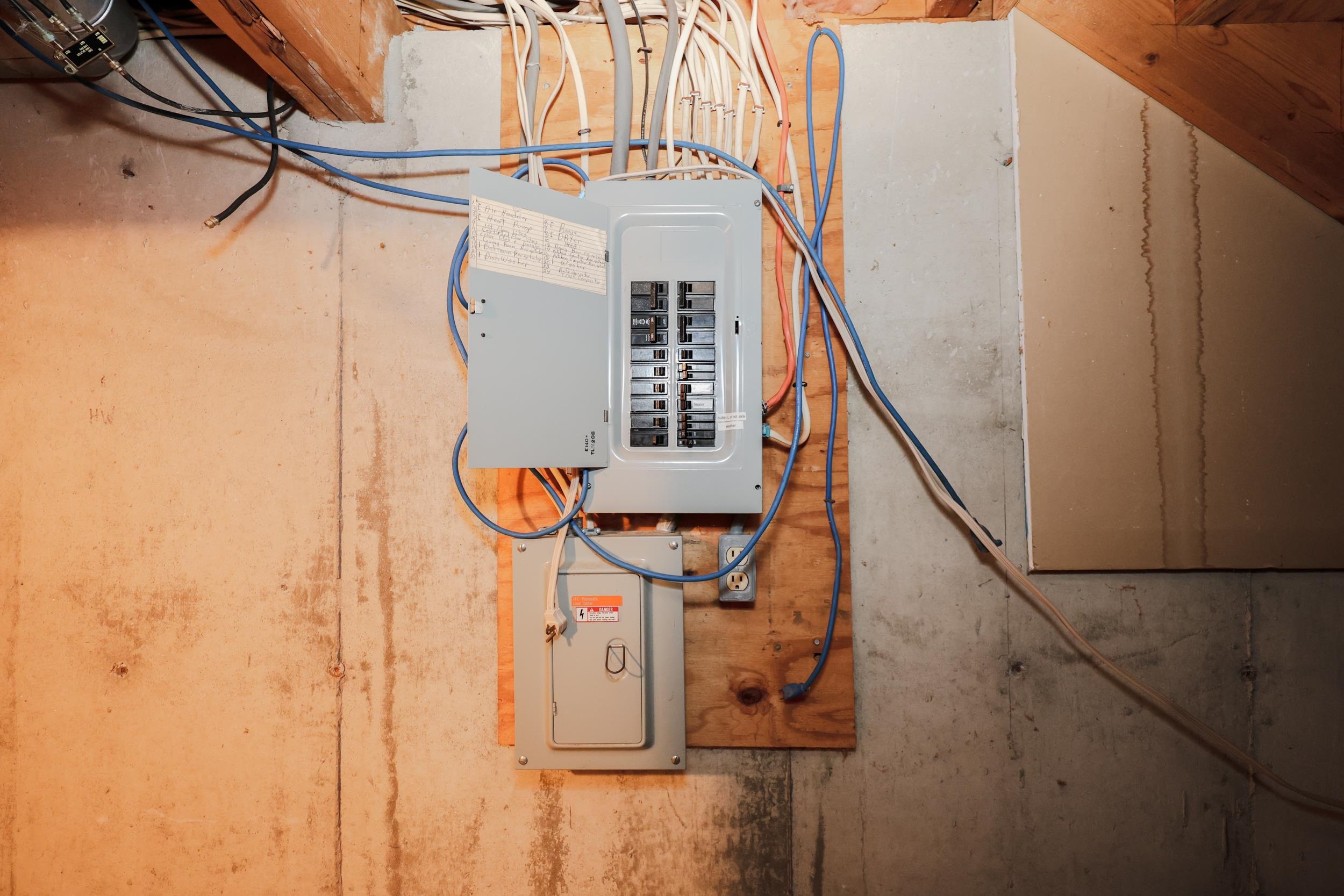 53 Winding Pond Road Londonderry, NH 03053 - Photo 45 of 58