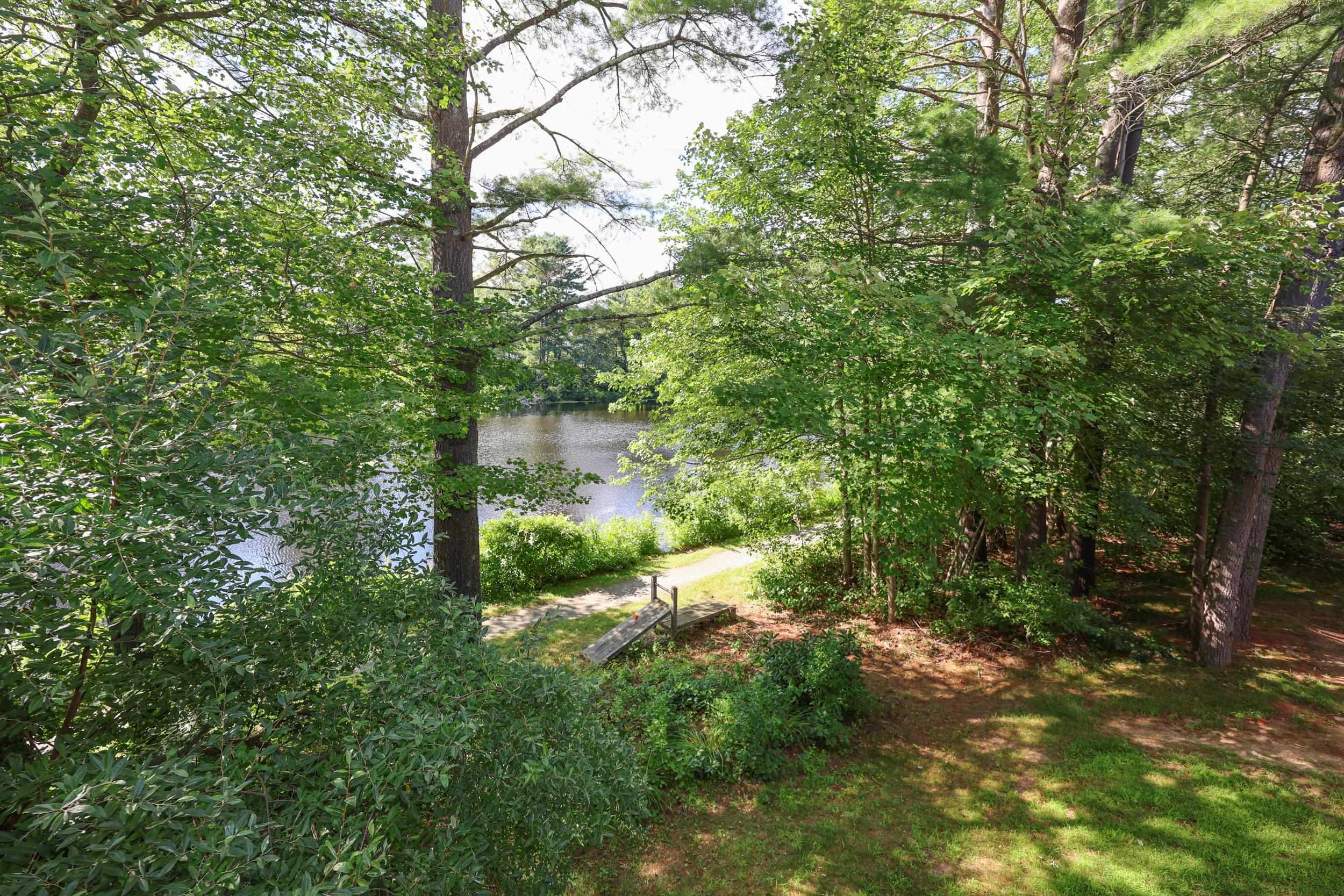 53 Winding Pond Road Londonderry, NH 03053 - Photo 6 of 58