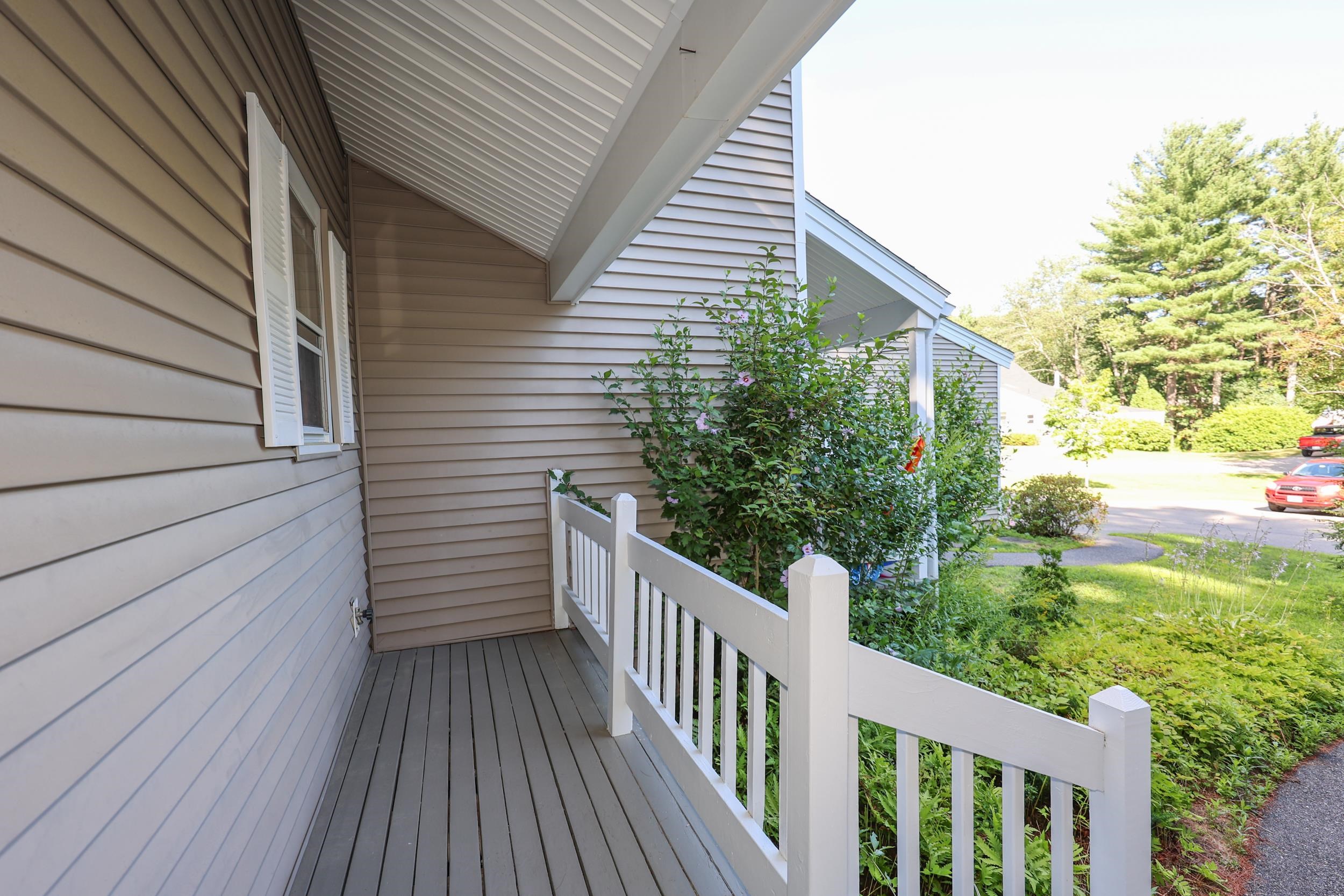 53 Winding Pond Road Londonderry, NH 03053 - Photo 9 of 58