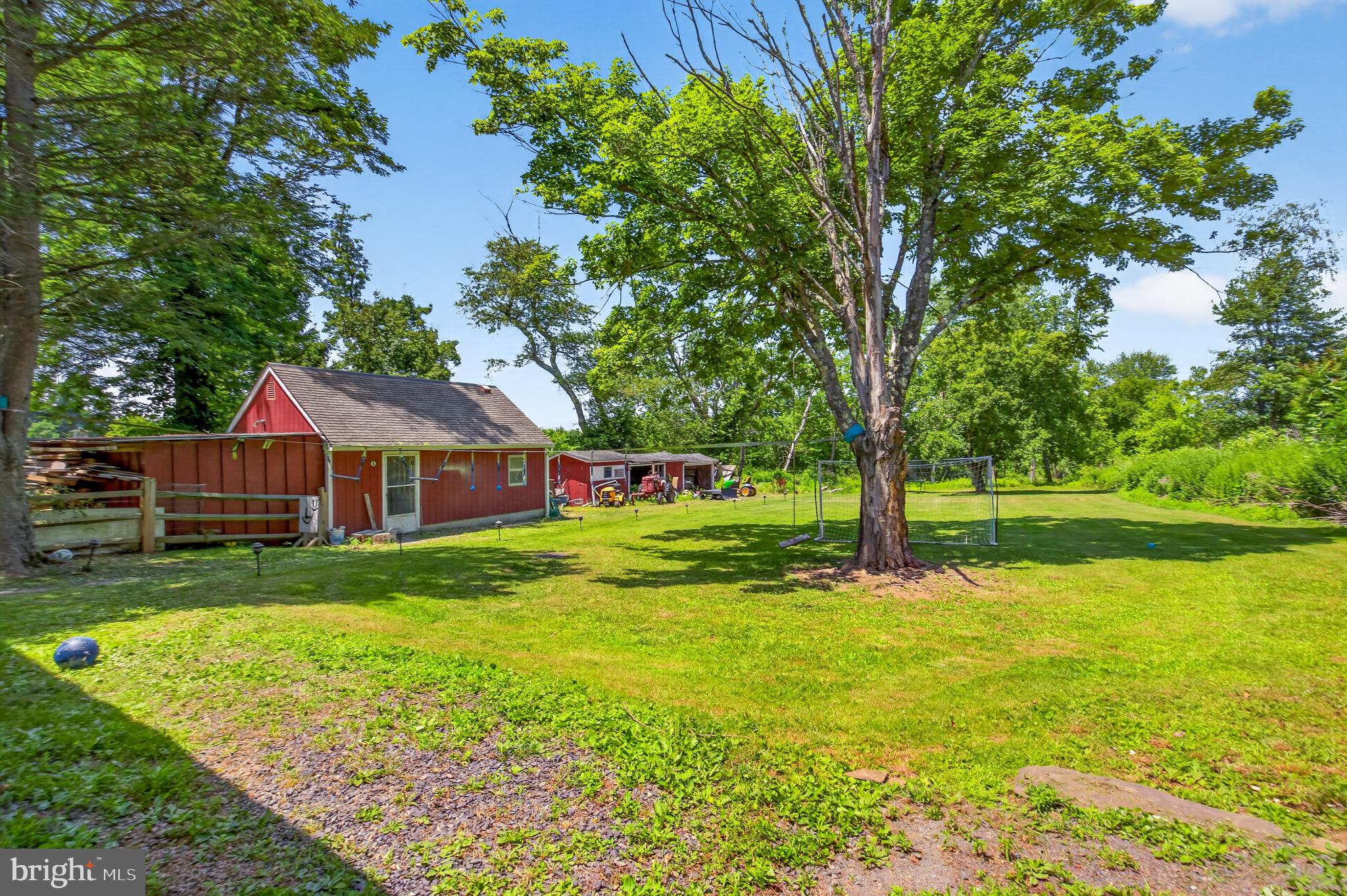 84 Lambertville Hopewell Road Hopewell, NJ 08525 - Photo 31 of 45 Exterior - Yard