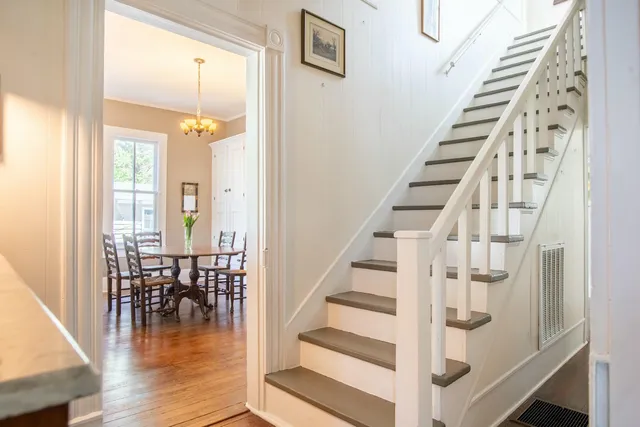 $599,000 | 105 Forrest Avenue North, Lookout Mountain, TN 37350