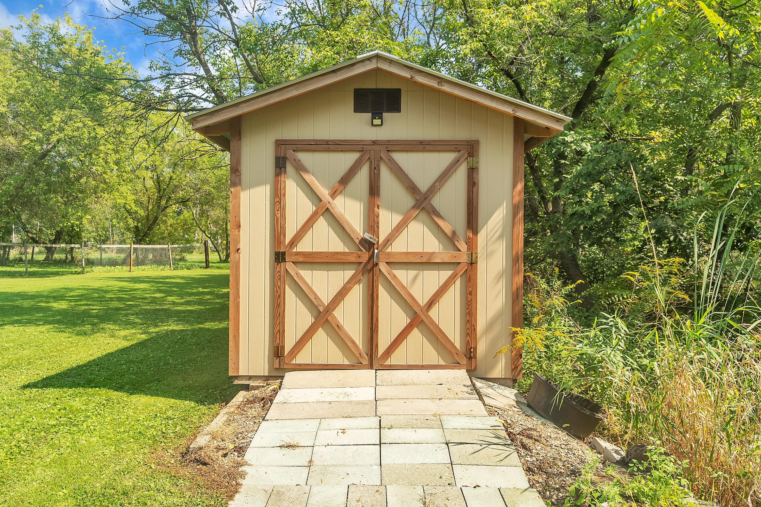 379 Bullis Road Gregory, MI 48137 - Photo 34 of 42 6h1mocln55