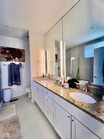 $2,950 | 2126 North Pennsylvania Street, Indianapolis, IN 46202