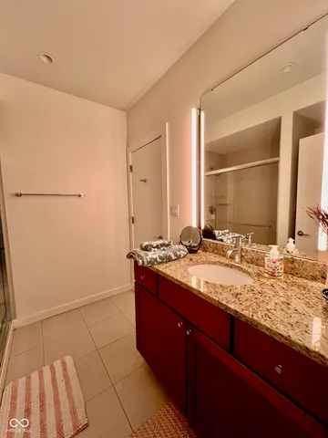 $2,950 | 2126 North Pennsylvania Street, Indianapolis, IN 46202