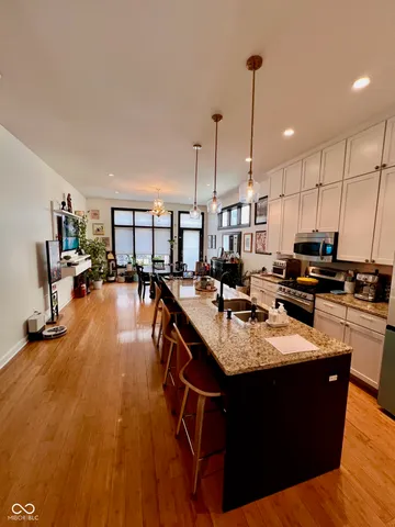 $2,950 | 2126 North Pennsylvania Street, Indianapolis, IN 46202