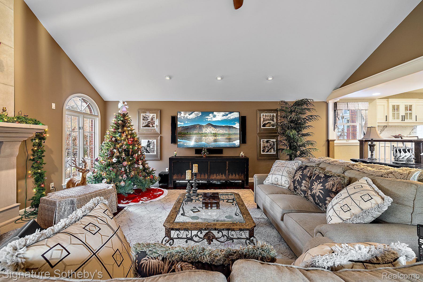 340 Keswick Road Bloomfield Hills, MI 48304 - Photo 5 of 58 Gallery Image 5