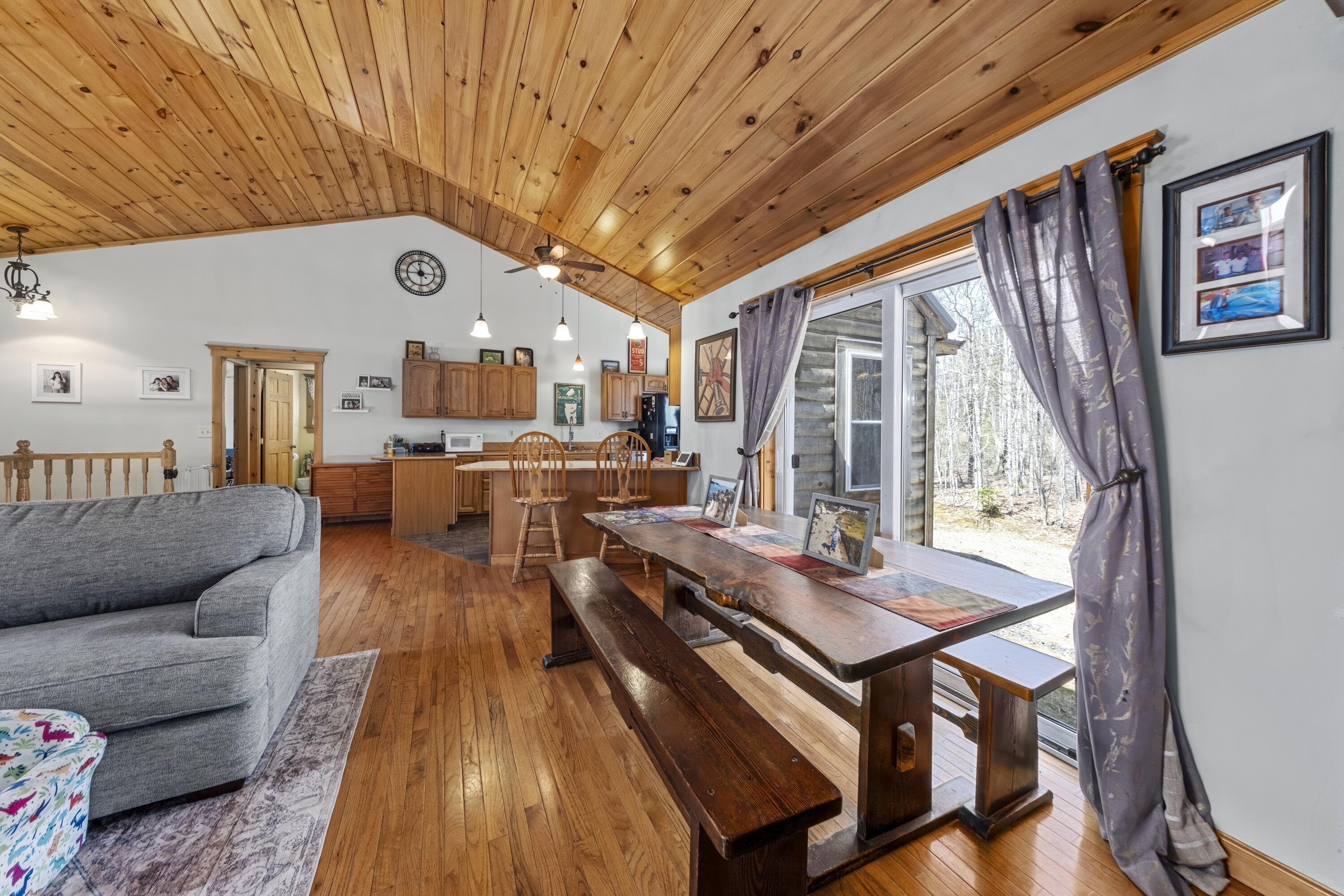 136 Waldoboro Road Washington, ME 04574 - Photo 20 of 58 Dining area
