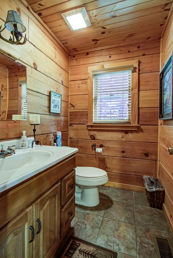 3110 Hatcher Top Road Sevierville, TN 37862 - Photo 14 of 41 Gallery Image 14