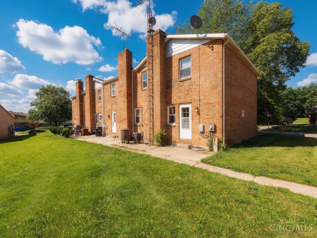 802 3rd Street, Unit 1 Trenton, OH 45067 - Photo 4 of 28