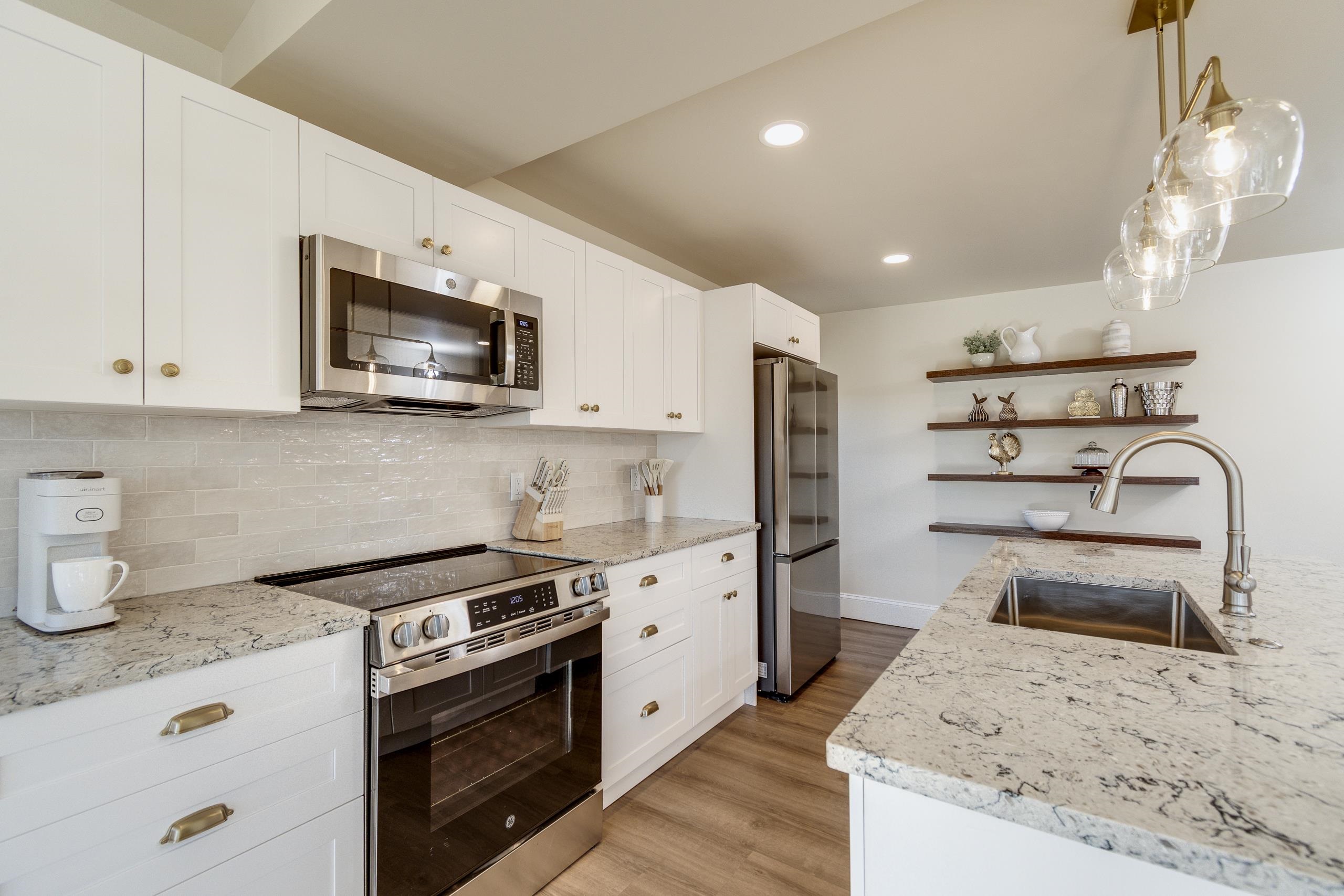 7223 University Middleton, WI 53593 - Photo 20 of 38