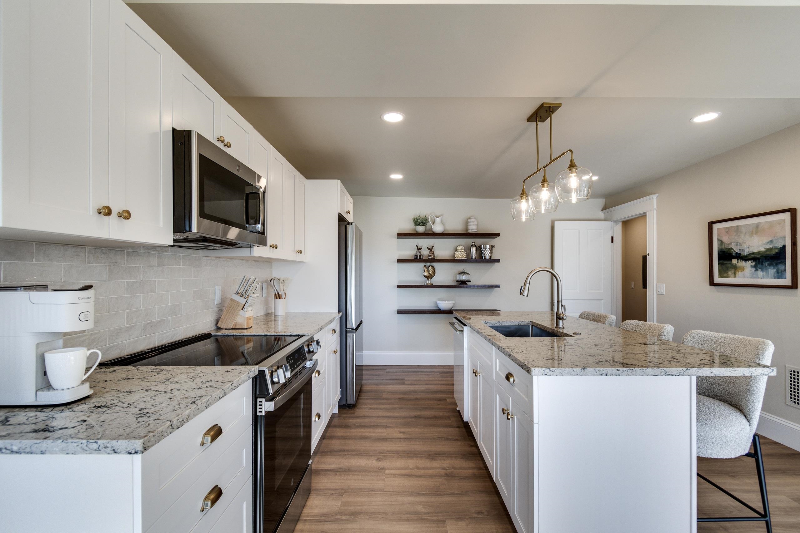 7223 University Middleton, WI 53593 - Photo 21 of 38