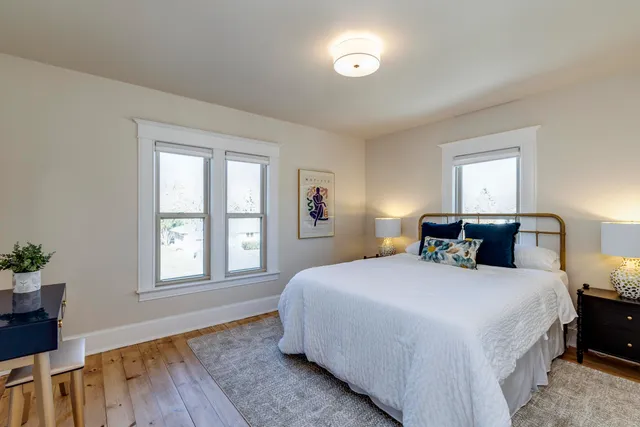 $4,500 | 7223 University, Middleton, WI 53593