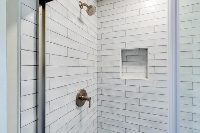 $4,500 | 7223 University, Middleton, WI 53593