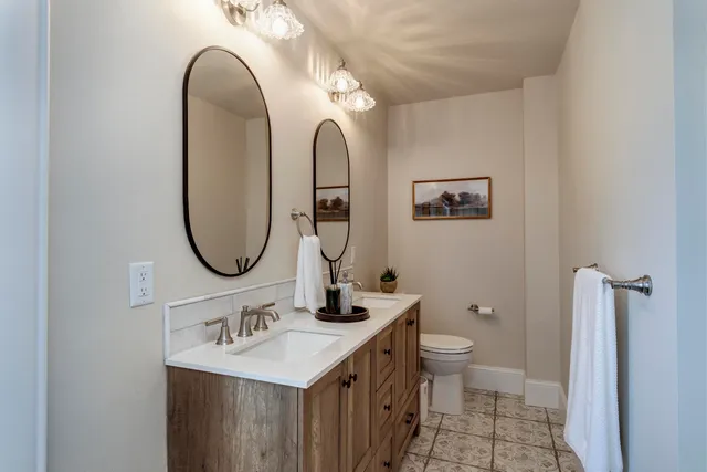 $4,500 | 7223 University, Middleton, WI 53593