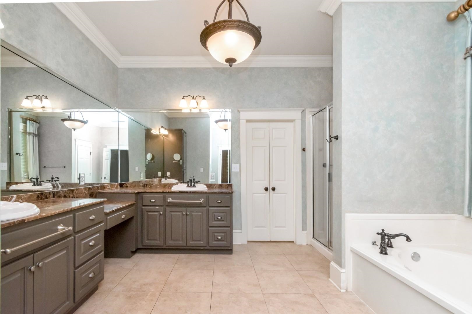 890 Randall Avenue Daphne, AL 36526 - Photo 20 of 47 Bathroom