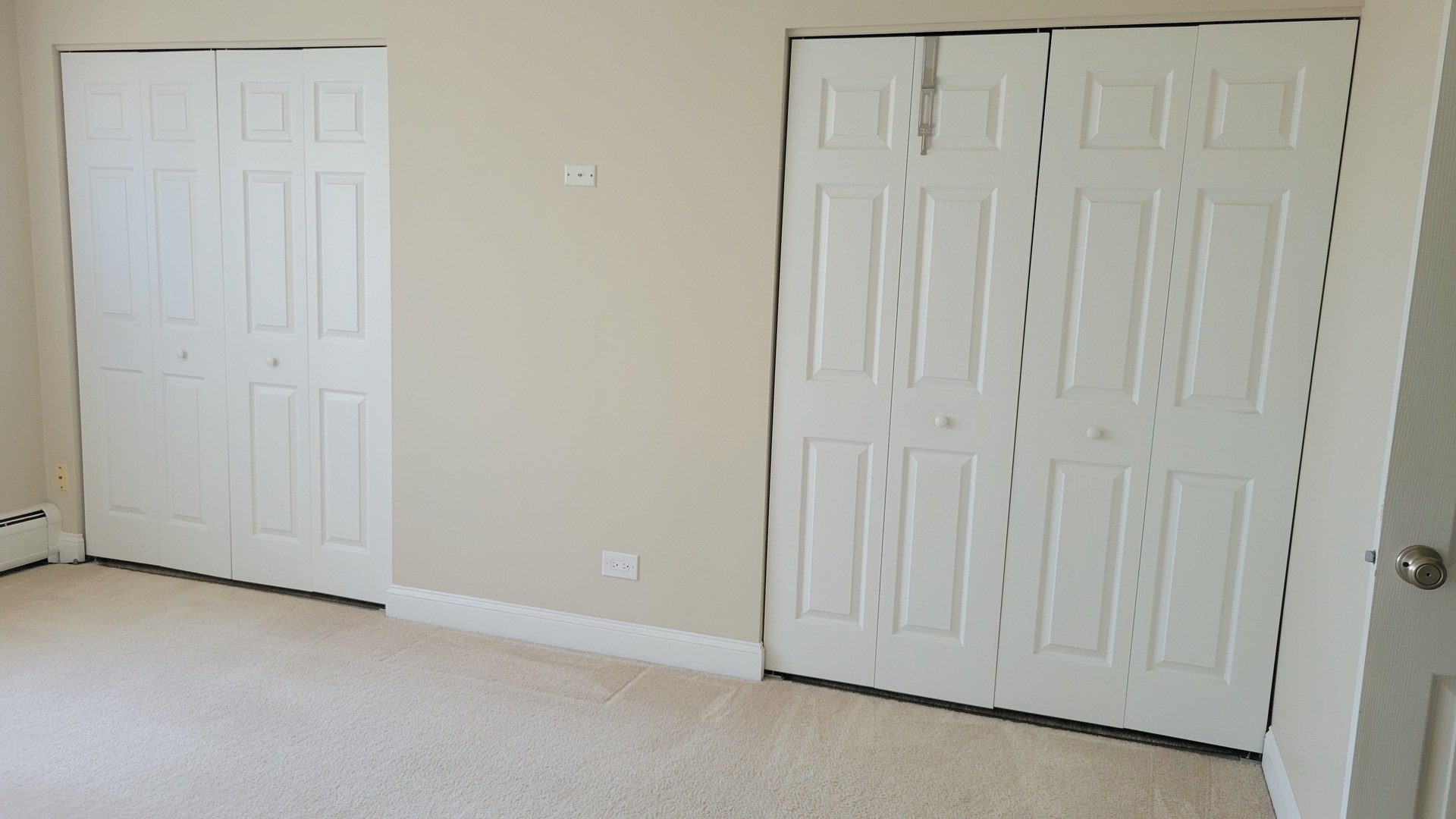 9001 West Golf Road, Unit 4B Des Plaines, IL 60016 - Photo 12 of 21 a view of an empty room