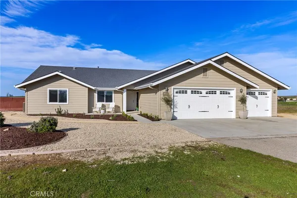 $825,000 | 5995 Black Tail Place, Paso Robles, CA 93446