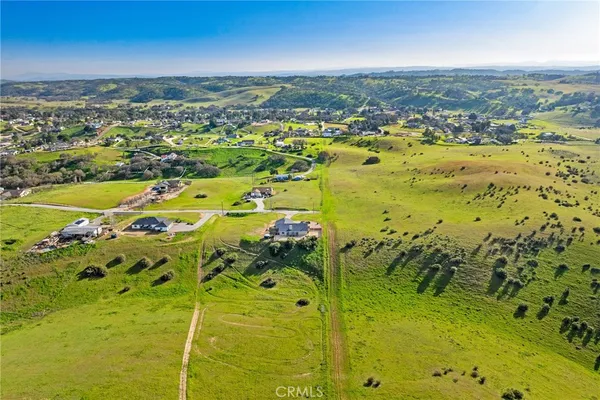 $825,000 | 5995 Black Tail Place, Paso Robles, CA 93446