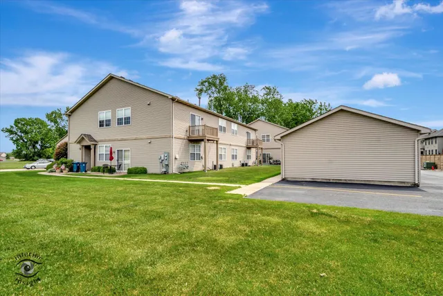 $235,000 | 1059 Poppyfield Place, Schererville, IN 46375