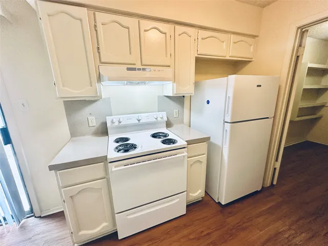 $1,450 | 12504 Tree Line Drive, Unit B, Austin, TX 78729