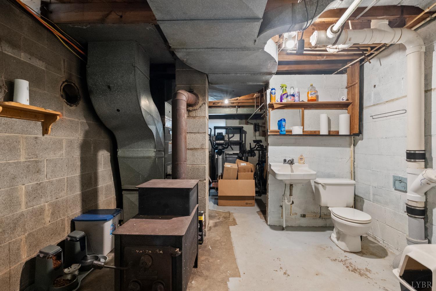 1134 Lynch Mill Road Altavista, VA 24517 - Photo 29 of 36