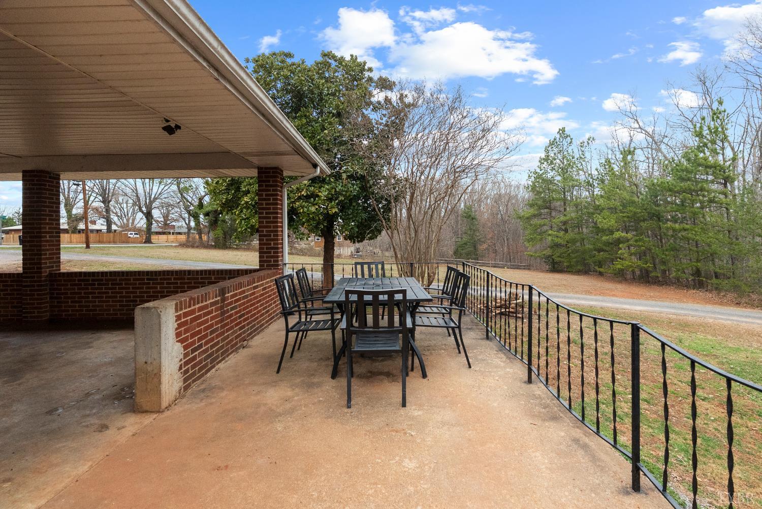 1134 Lynch Mill Road Altavista, VA 24517 - Photo 9 of 36