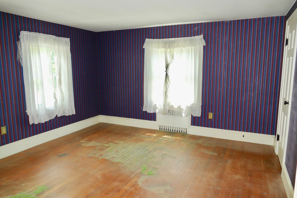 974 Brook Road Milton, MA 02186 - Photo 19 of 30 Gallery Image 19