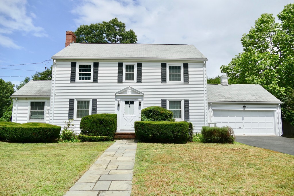 974 Brook Road Milton, MA 02186 - Photo 5 of 30 Gallery Image 5