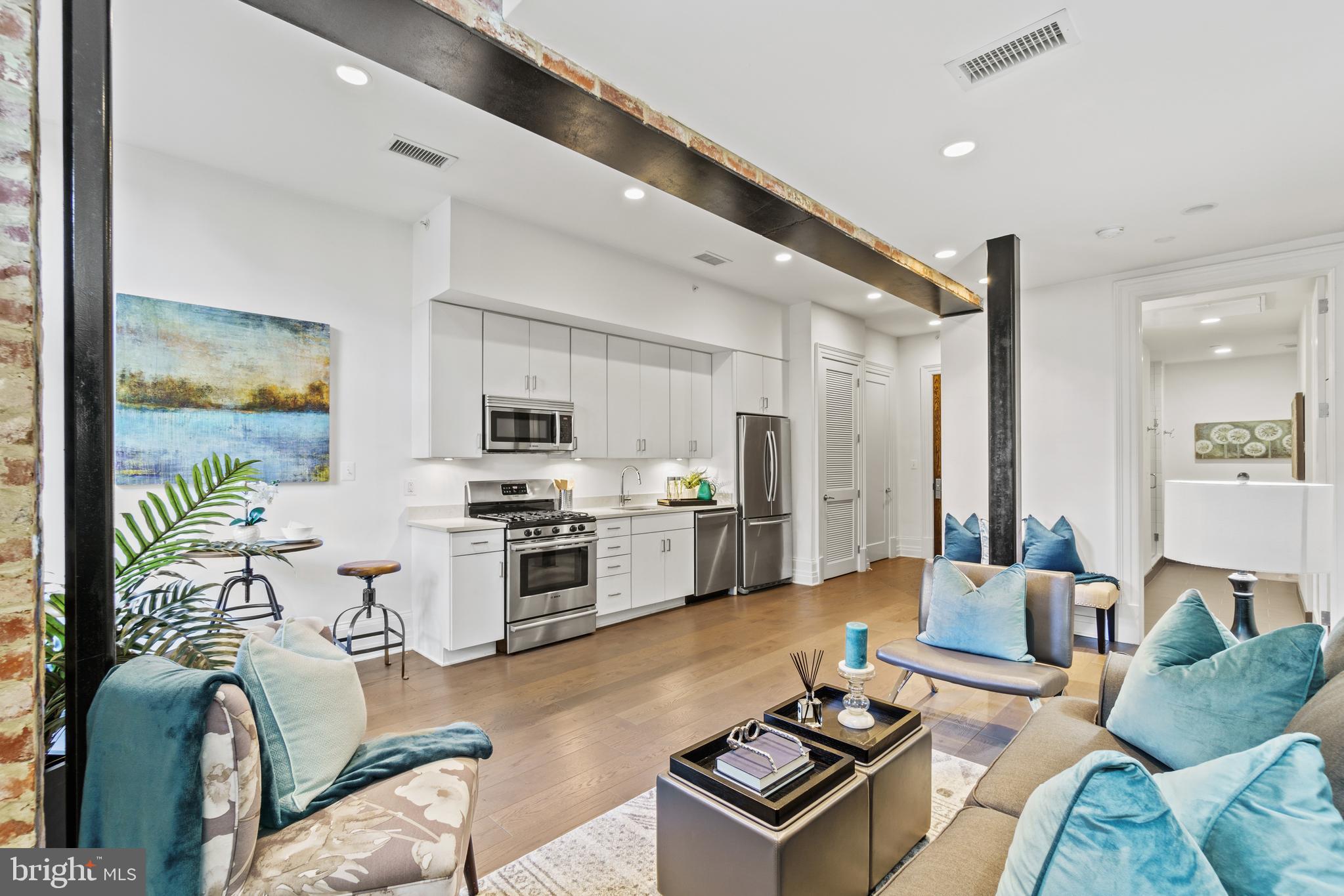 901 D Street Northeast, Unit 3 Washington, DC 20002 - Photo 2 of 20