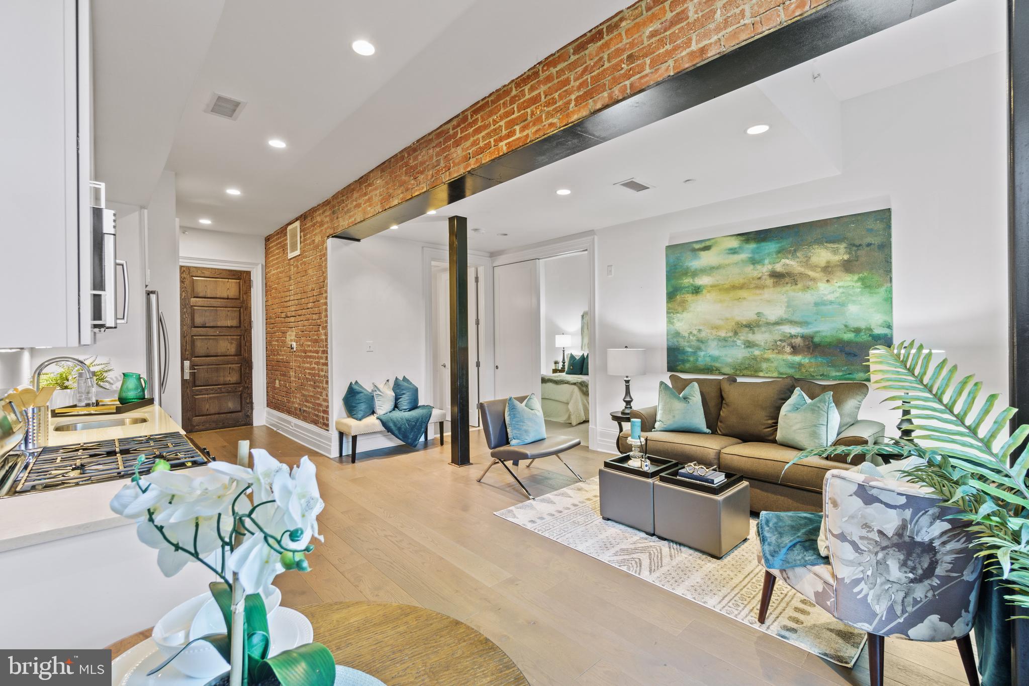 901 D Street Northeast, Unit 3 Washington, DC 20002 - Photo 5 of 20