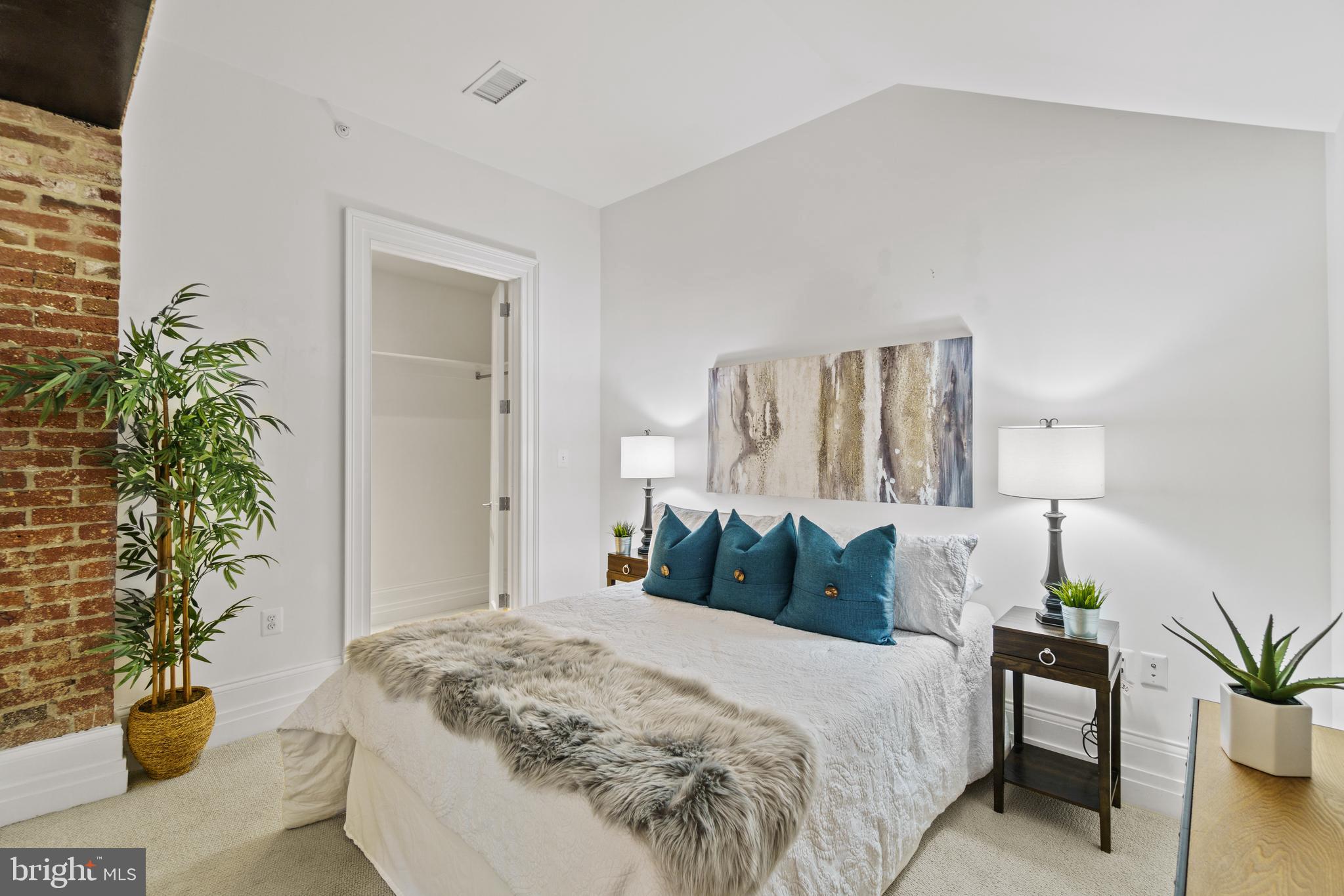 901 D Street Northeast, Unit 3 Washington, DC 20002 - Photo 10 of 20