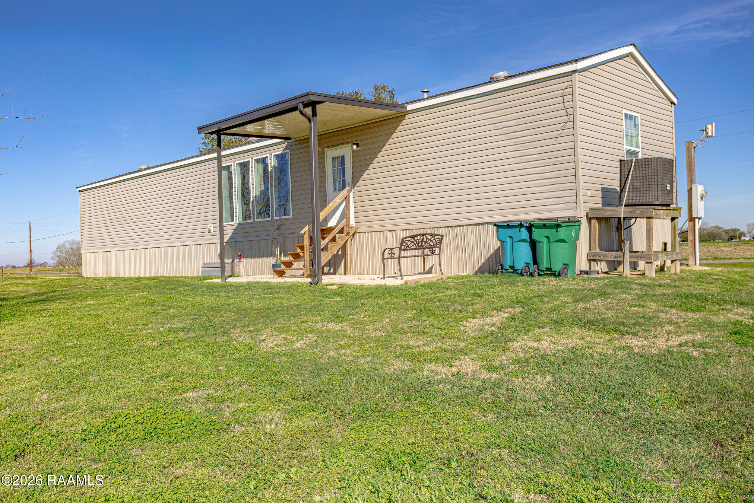 20925 West Liberty Farm Road Kaplan, LA 70548 - Photo 16 of 19 Rear