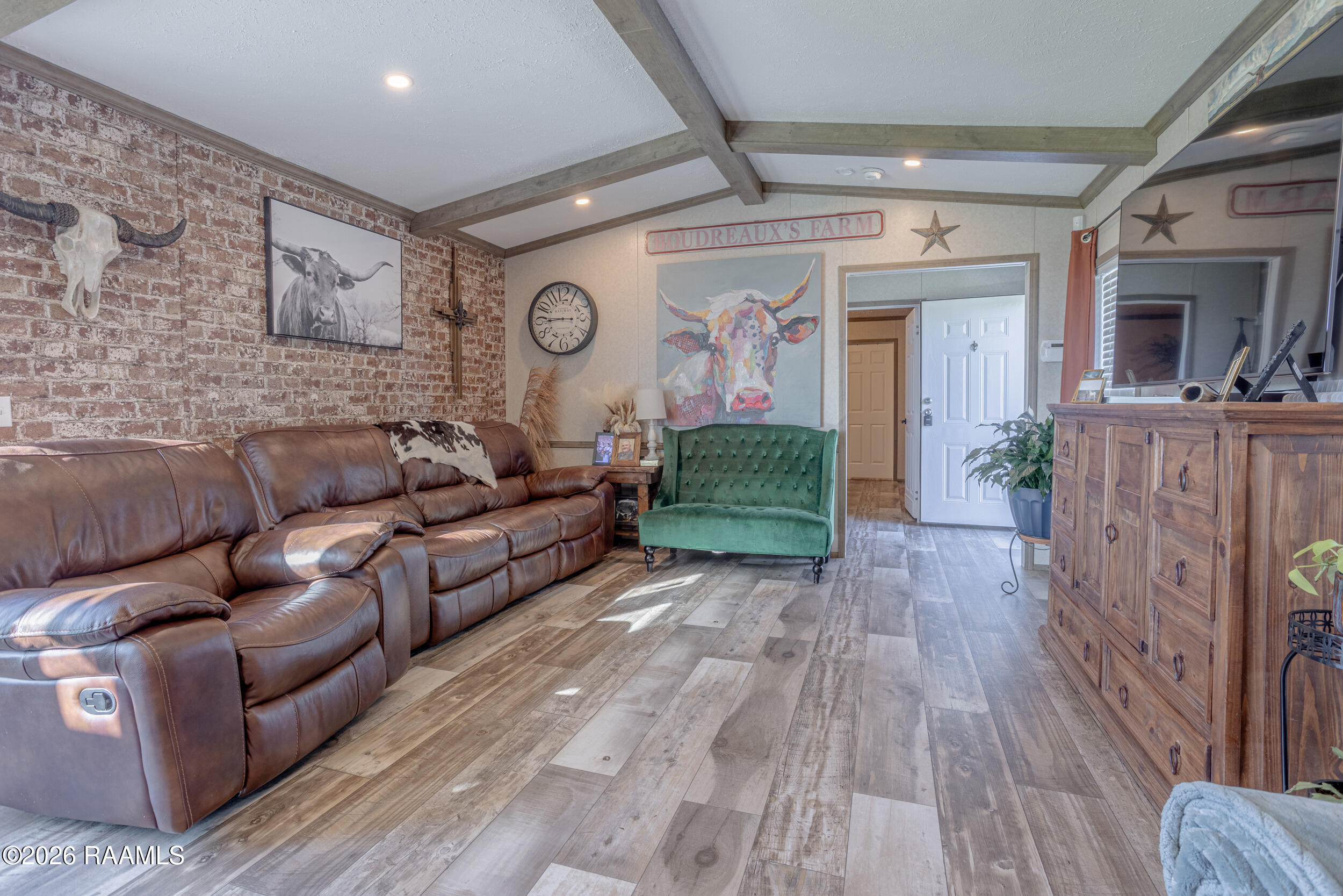 20925 West Liberty Farm Road Kaplan, LA 70548 - Photo 3 of 19 Living Room 2