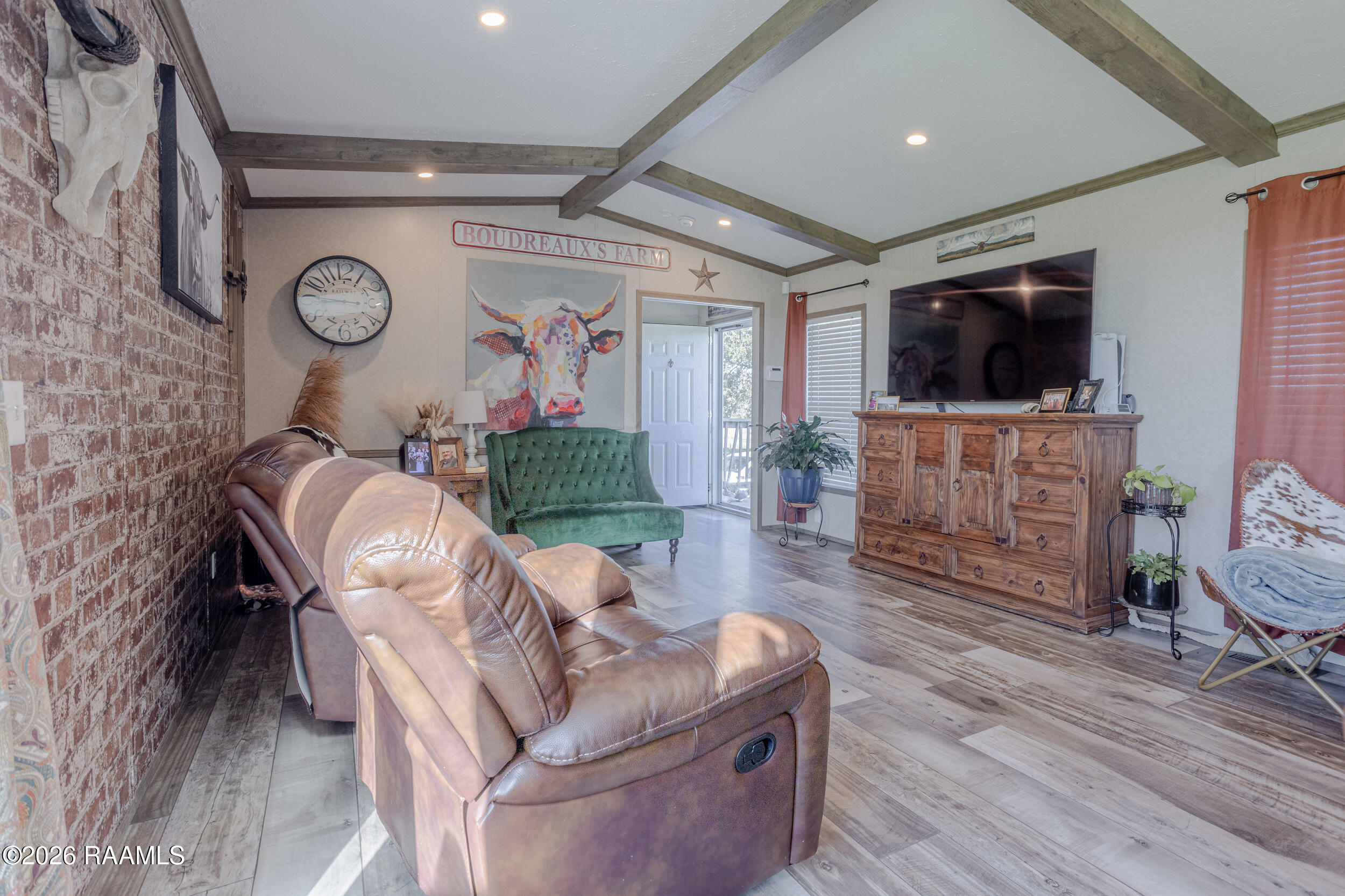 20925 West Liberty Farm Road Kaplan, LA 70548 - Photo 4 of 19 Living Room 3