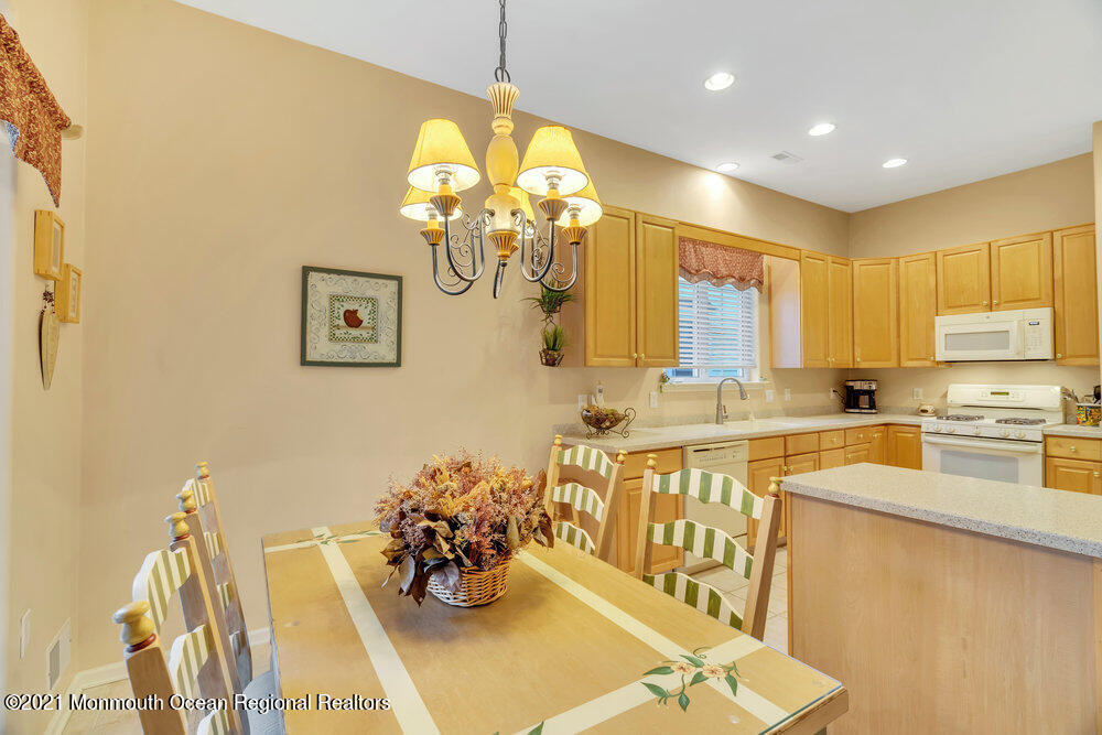 34 Pine Valley Road Jackson, NJ 08527 - Photo 33 of 68 035_dsc02004