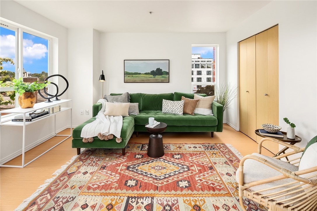 424 North 85th Street, Unit 308 Seattle, WA 98103 - Photo 2 of 31