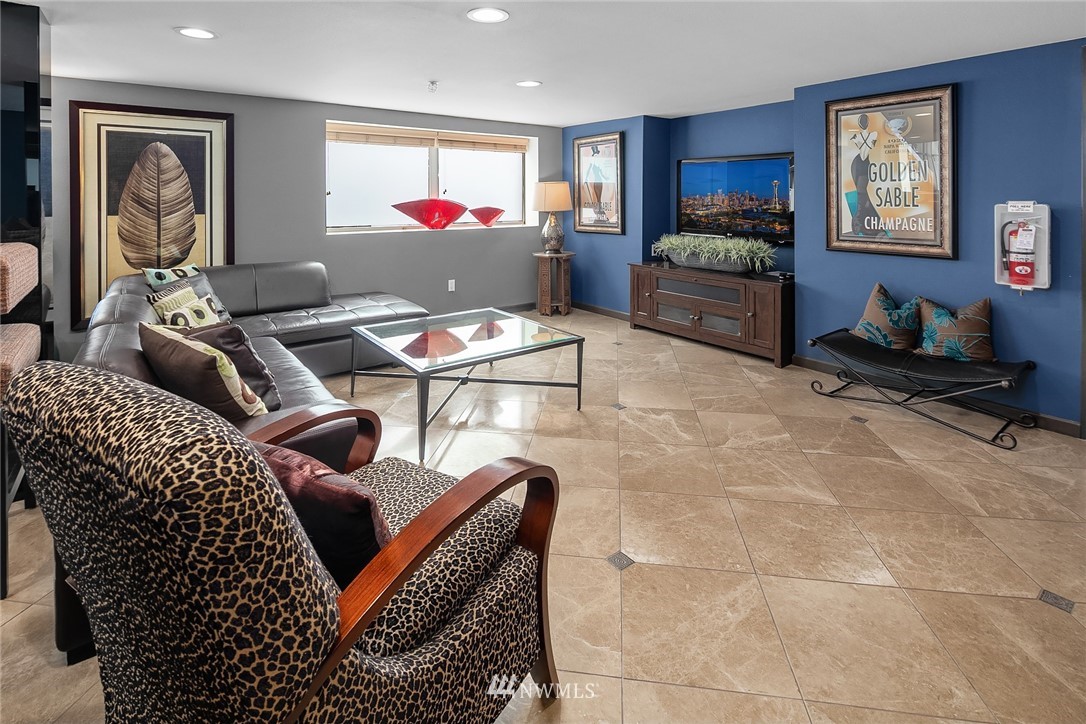 424 North 85th Street, Unit 308 Seattle, WA 98103 - Photo 19 of 31