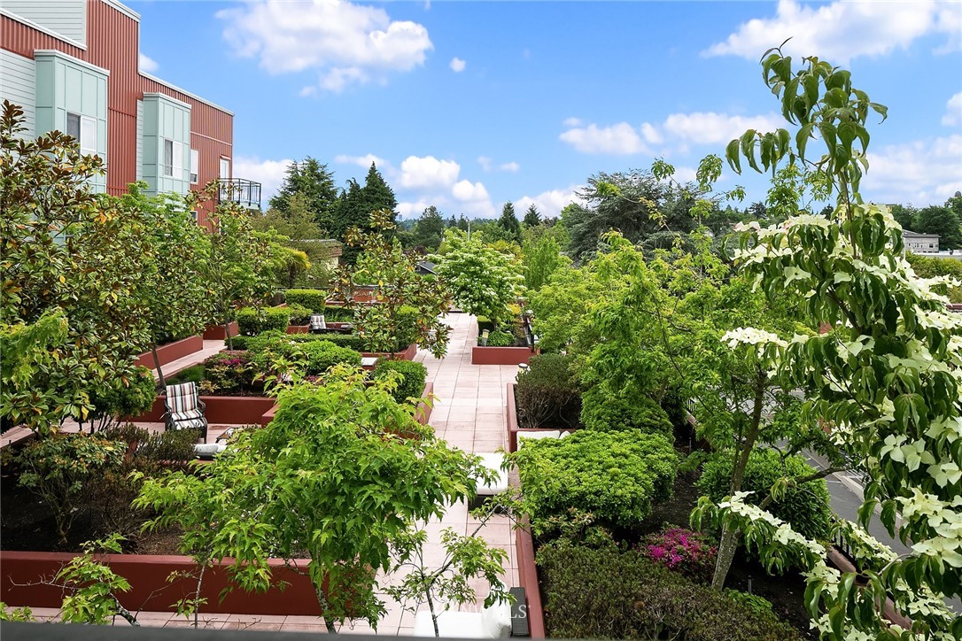 424 North 85th Street, Unit 308 Seattle, WA 98103 - Photo 24 of 31
