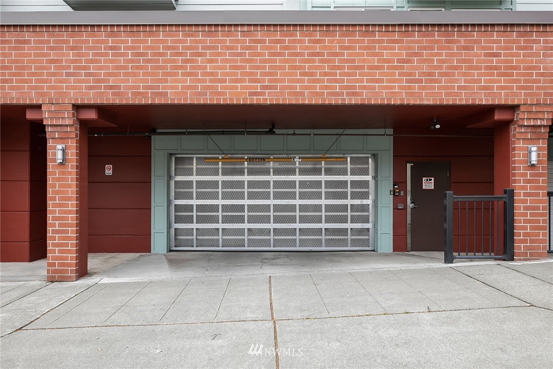 424 North 85th Street, Unit 308 Seattle, WA 98103 - Photo 26 of 31