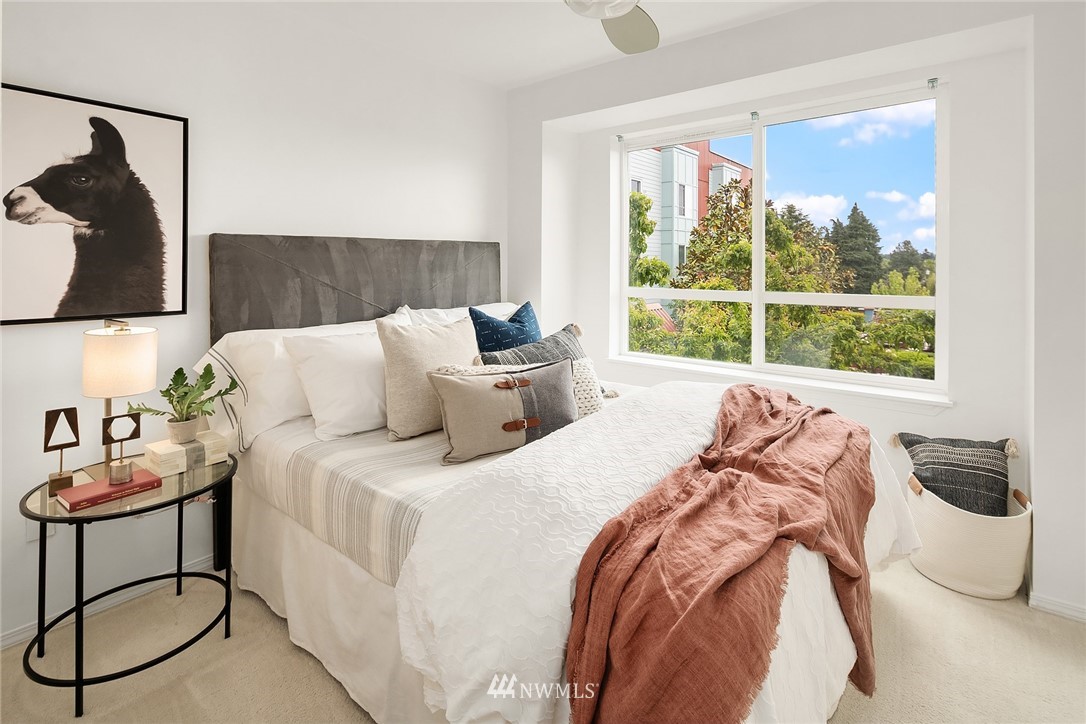 424 North 85th Street, Unit 308 Seattle, WA 98103 - Photo 9 of 31