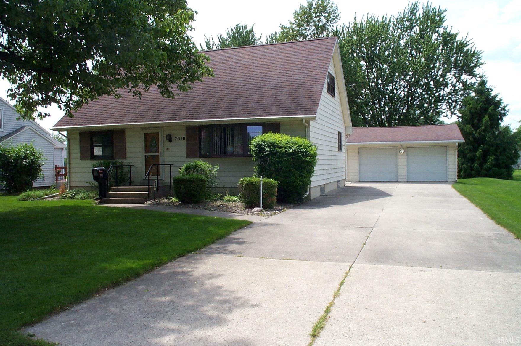 7310 Bluffton Road Fort Wayne, IN 46809 - Photo 1 of 36
