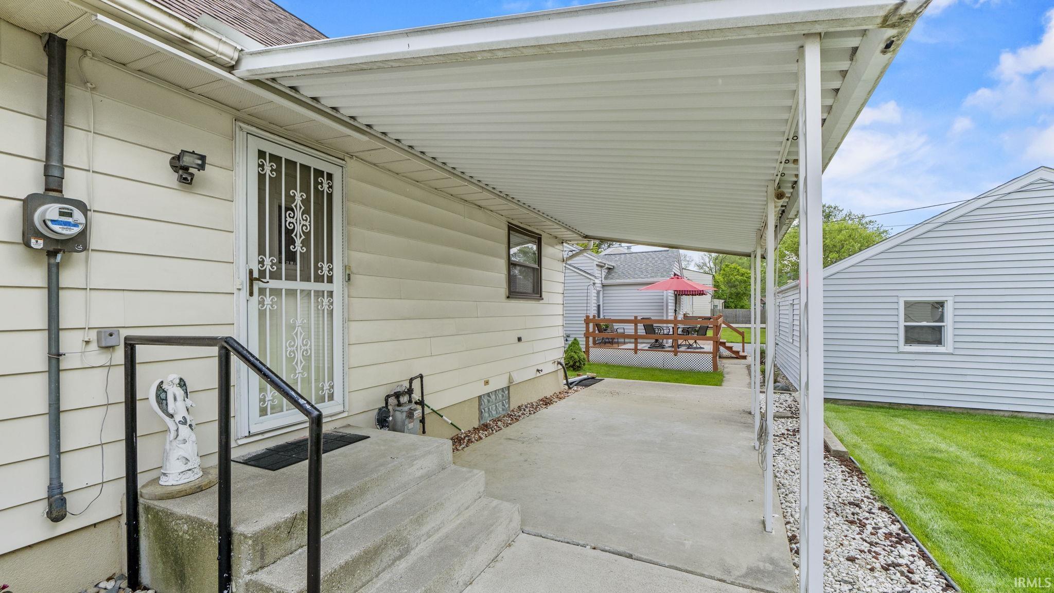 7310 Bluffton Road Fort Wayne, IN 46809 - Photo 11 of 36