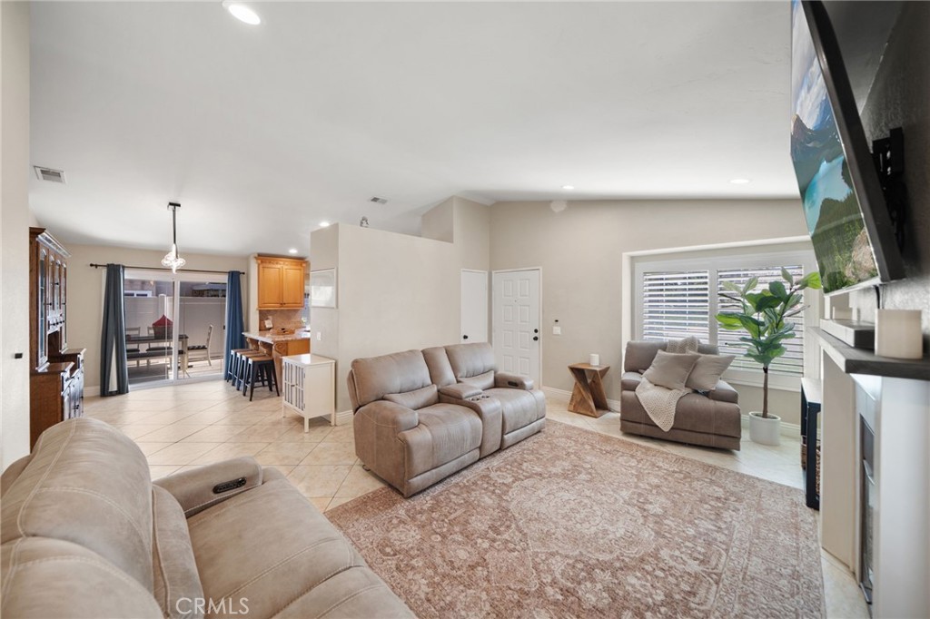 37752 Cresta Del Reyo Murrieta, CA 92563 - Photo 17 of 51