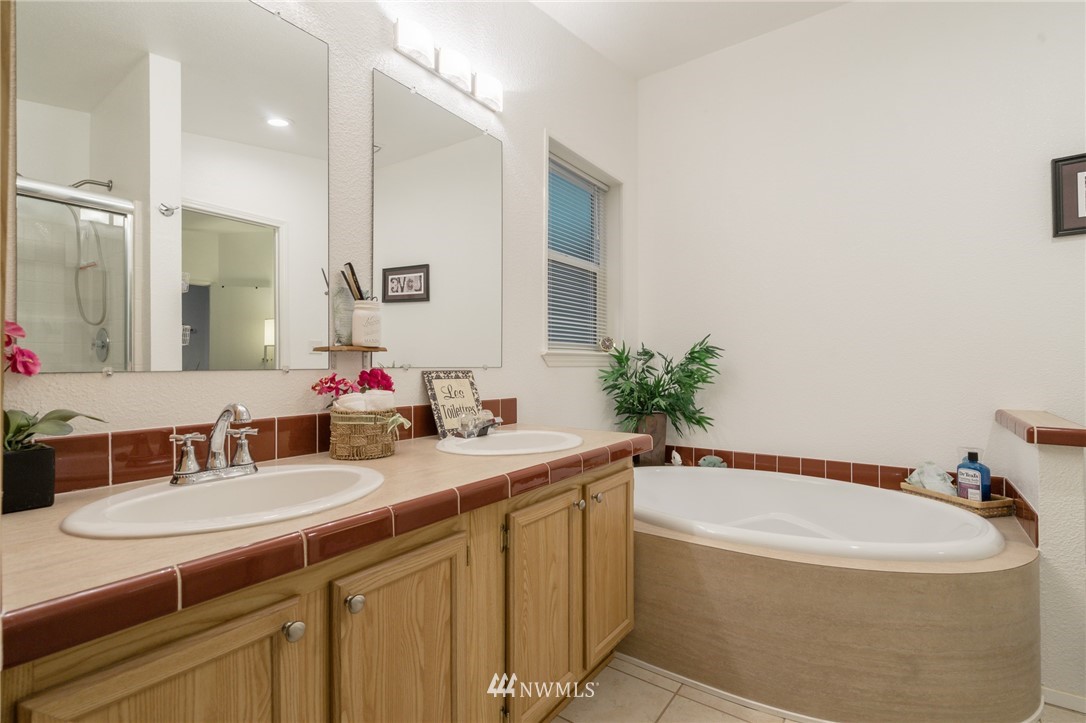 726 Alger Cain Lake Road Sedro-Woolley, WA 98284 - Photo 8 of 25 Gallery Image 8