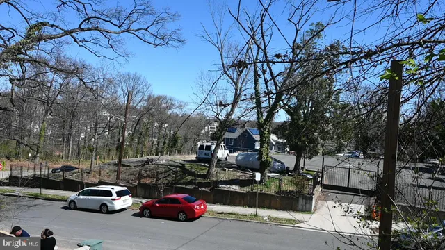 $2,100,000 | W Street Northeast, Washington, DC 20018