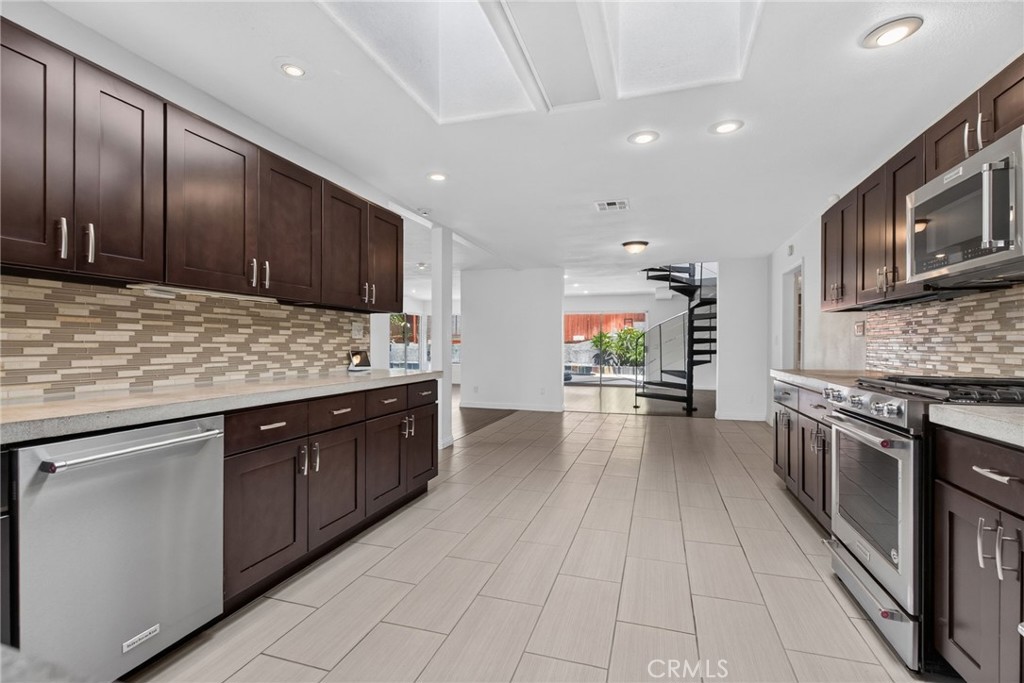 11610 Cornell Avenue Riverside, CA 92507 - Photo 23 of 89