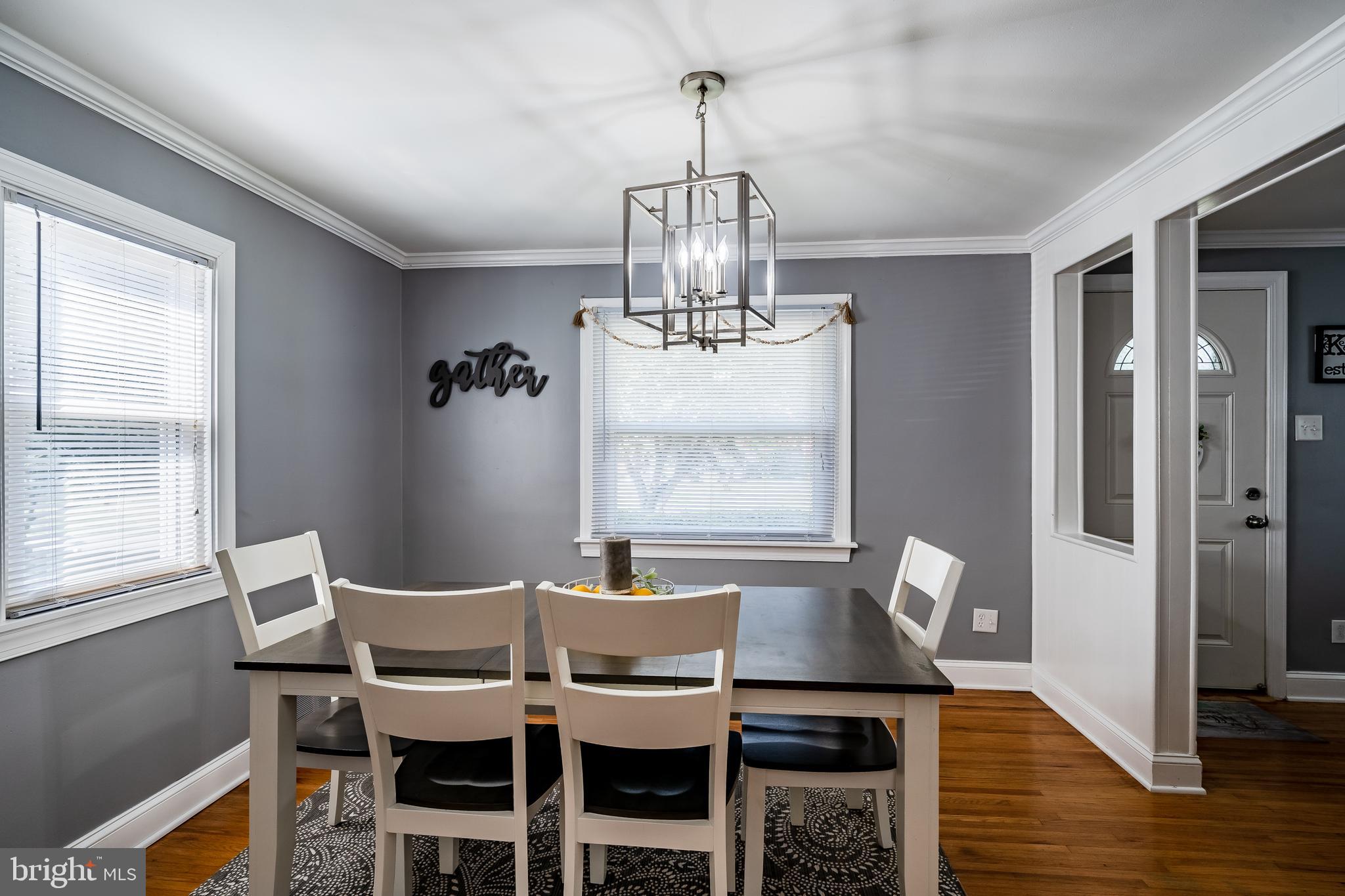 876 Cricket Road Secane, PA 19018 - Photo 12 of 37 Dining room view from kitchen