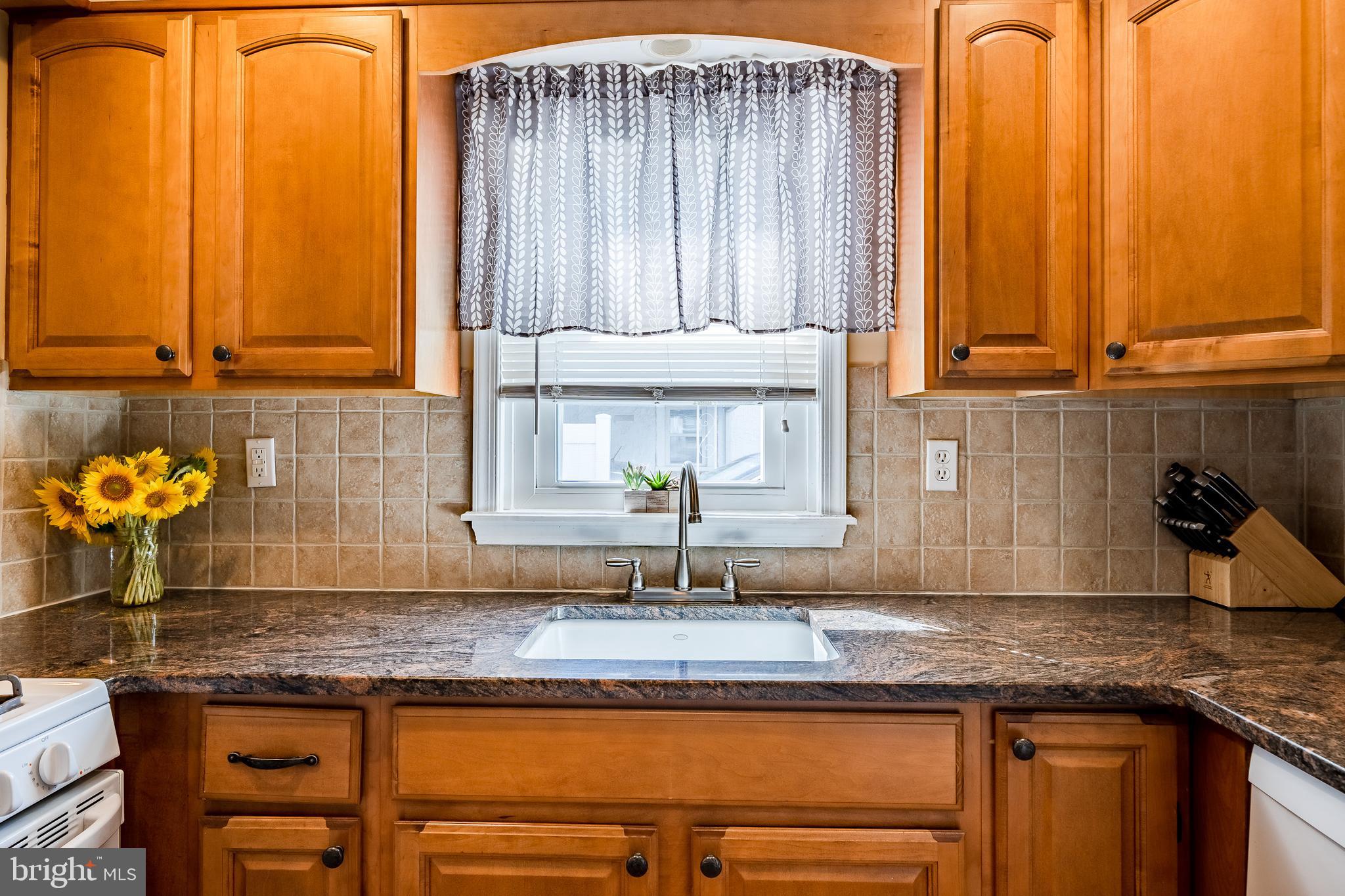 876 Cricket Road Secane, PA 19018 - Photo 14 of 37 View of sink and window